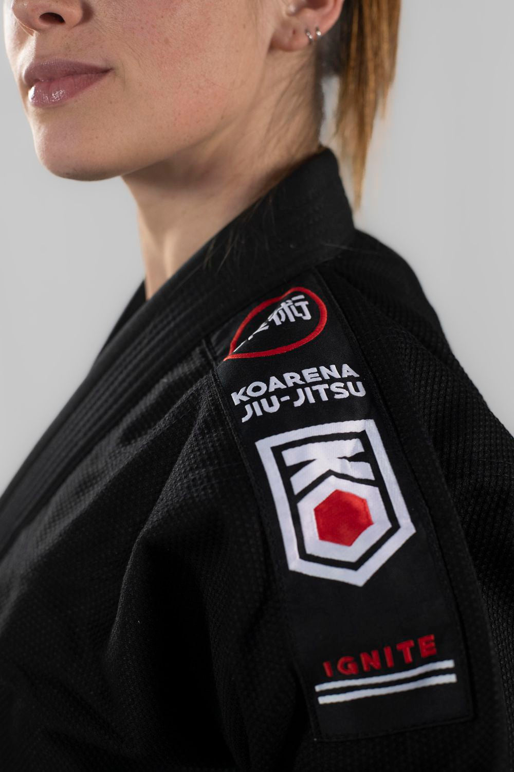 KOARENA Damen BJJ Gi Ignite, schwarz