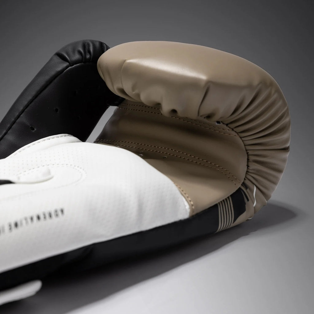 Venum Boxhandschuhe Adrenaline, schwarz-braun