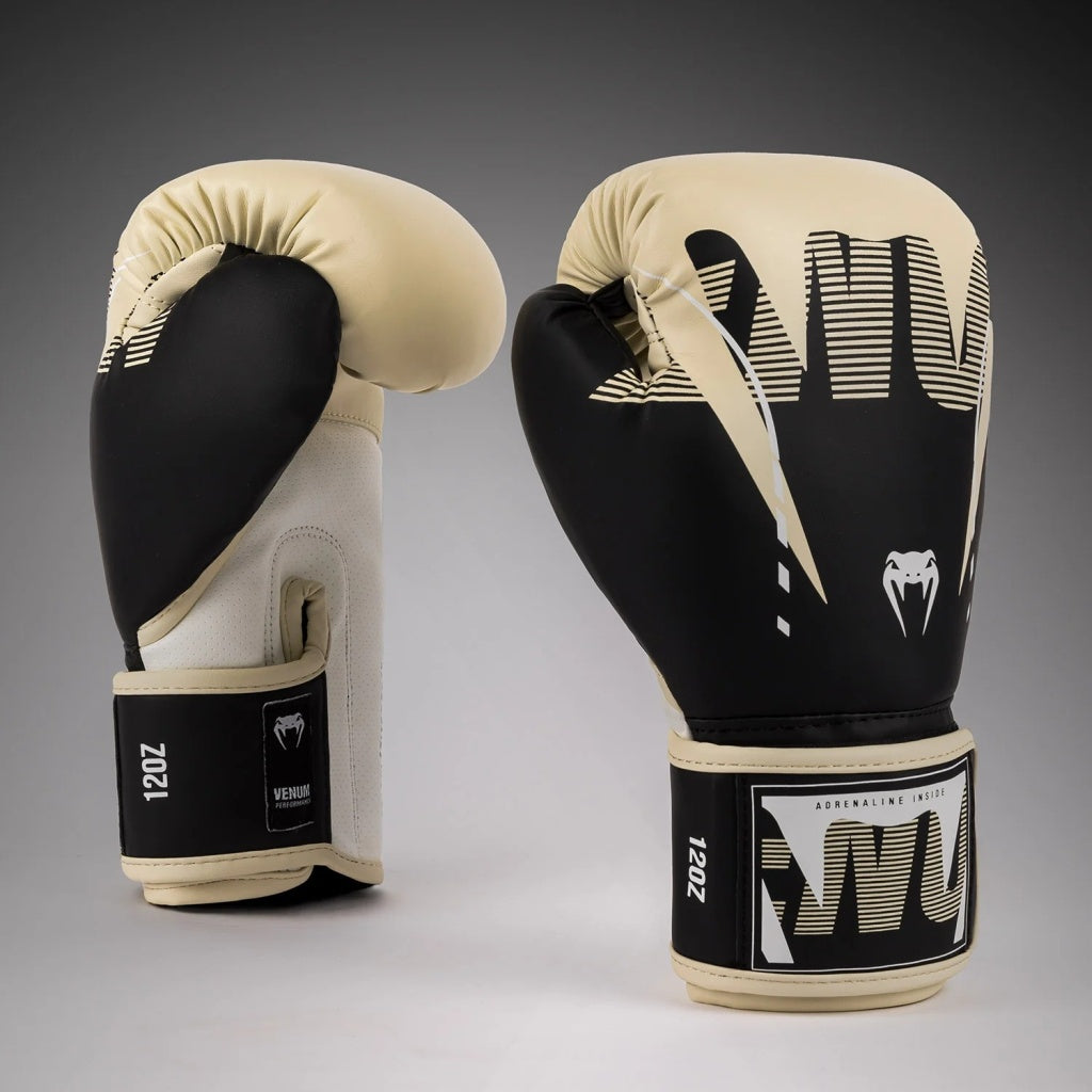 Venum Boxhandschuhe Adrenaline, schwarz-weiss