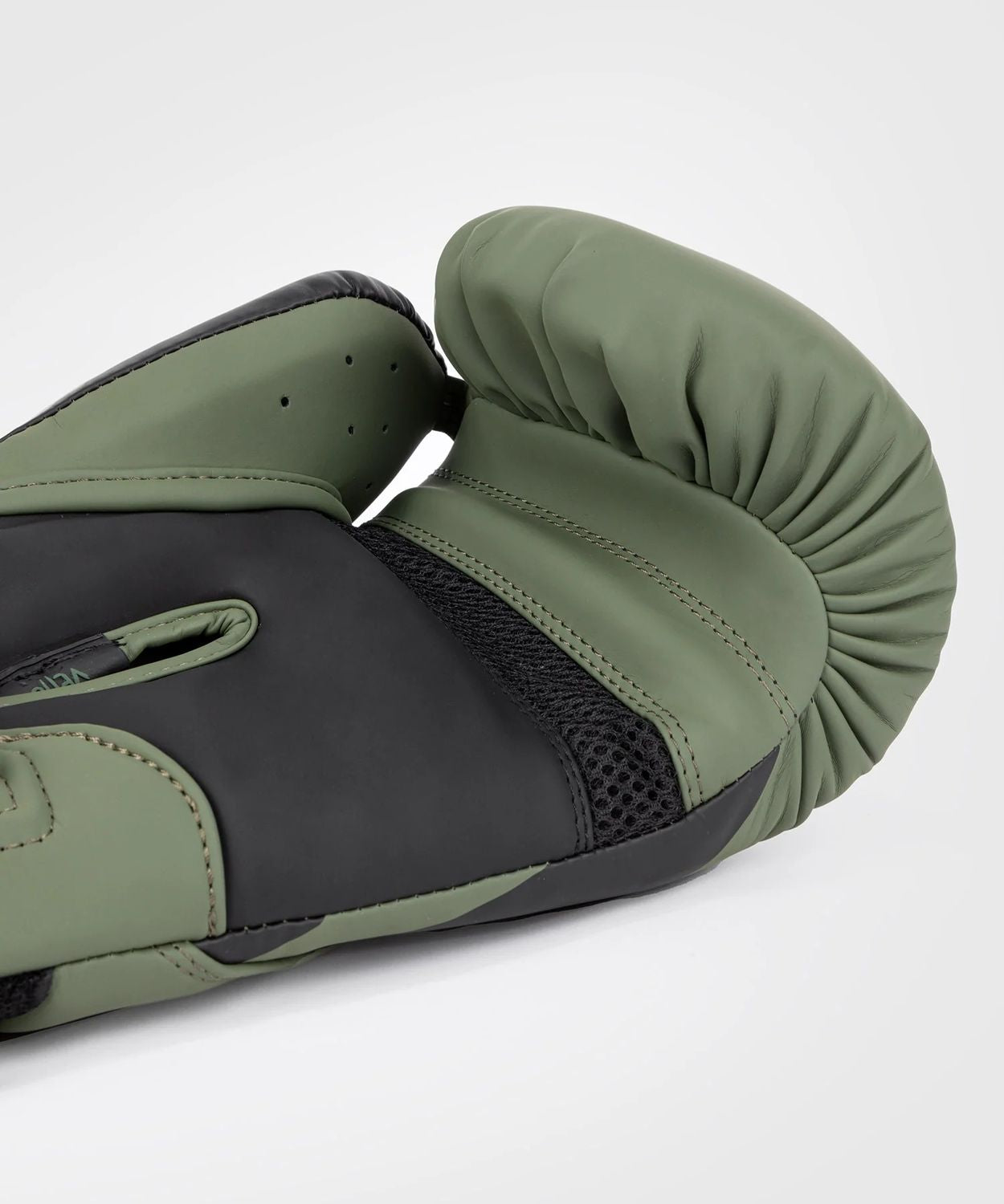 Venum Boxhandschuhe Challenger 4.0, grün-schwarz