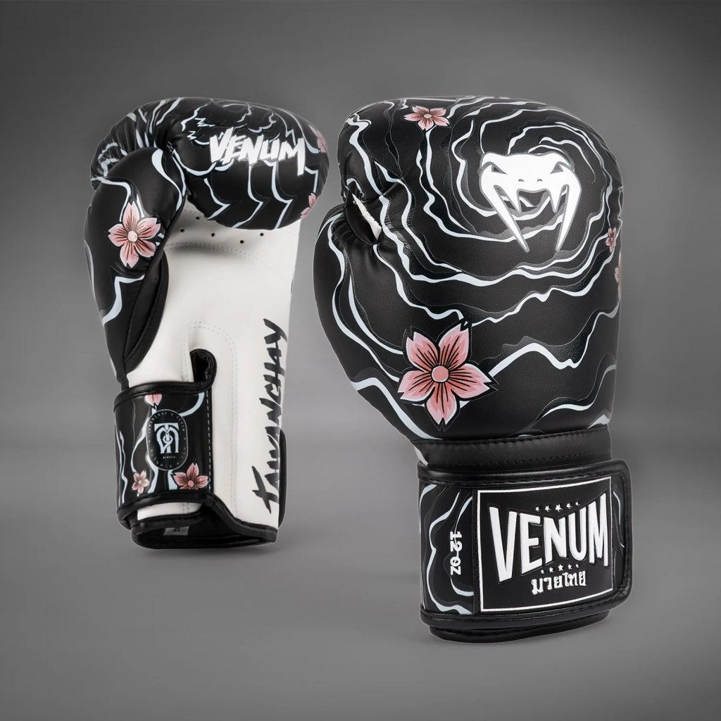 Venum Boxhandschuhe Tawanchay, schwarz
