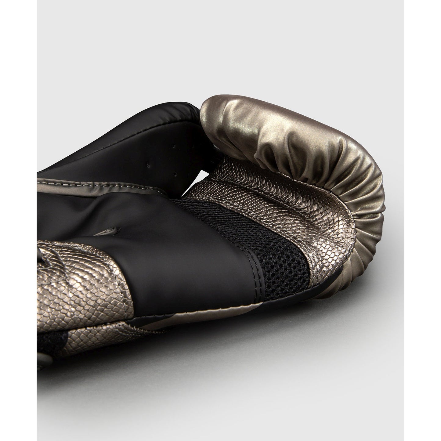 Venum Boxhandschuhe Challenger 4.0, silber-schwarz