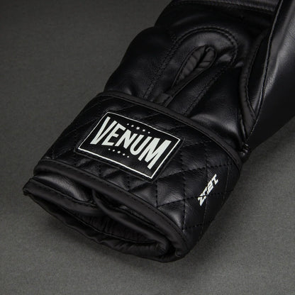Venum Boxhandschuhe Impact Classic, schwarz