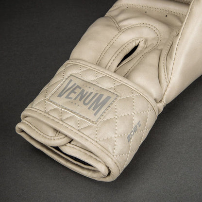 Venum Boxhandschuhe Impact Classic, weiss