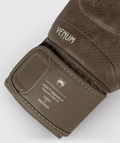 Venum Boxhandschuhe Impact Evo Scales, braun