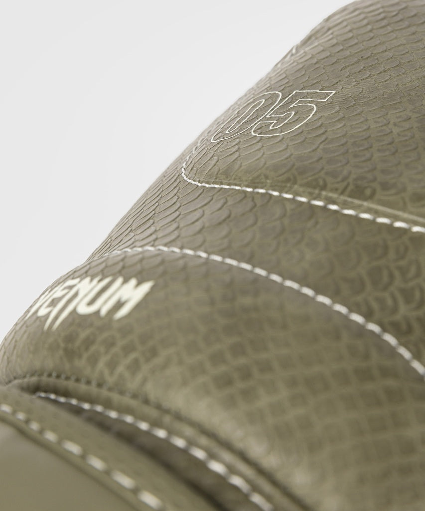Venum Boxhandschuhe Impact Evo Scales, gruen