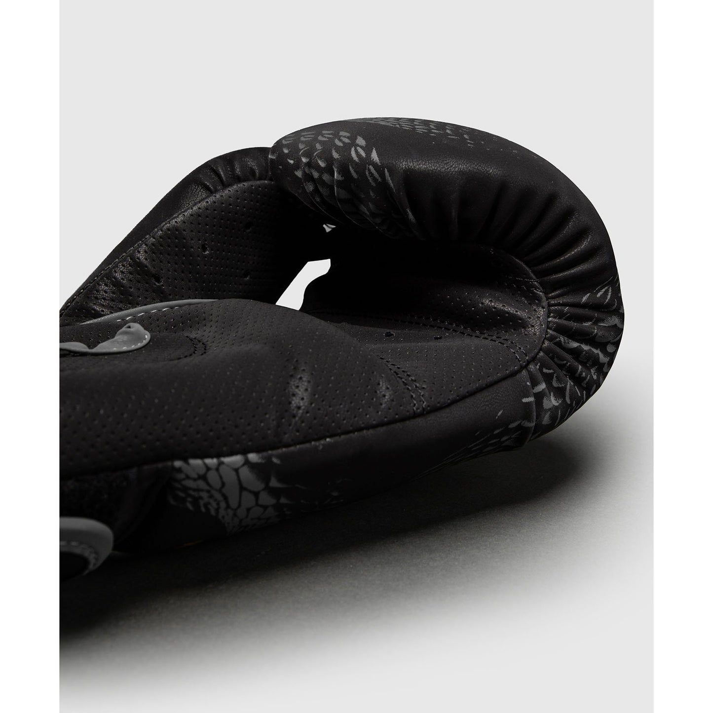 Venum Boxhandschuhe Matupa, schwarz-grau