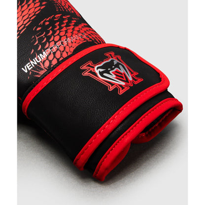 Venum Boxhandschuhe Matupa, schwarz-rot