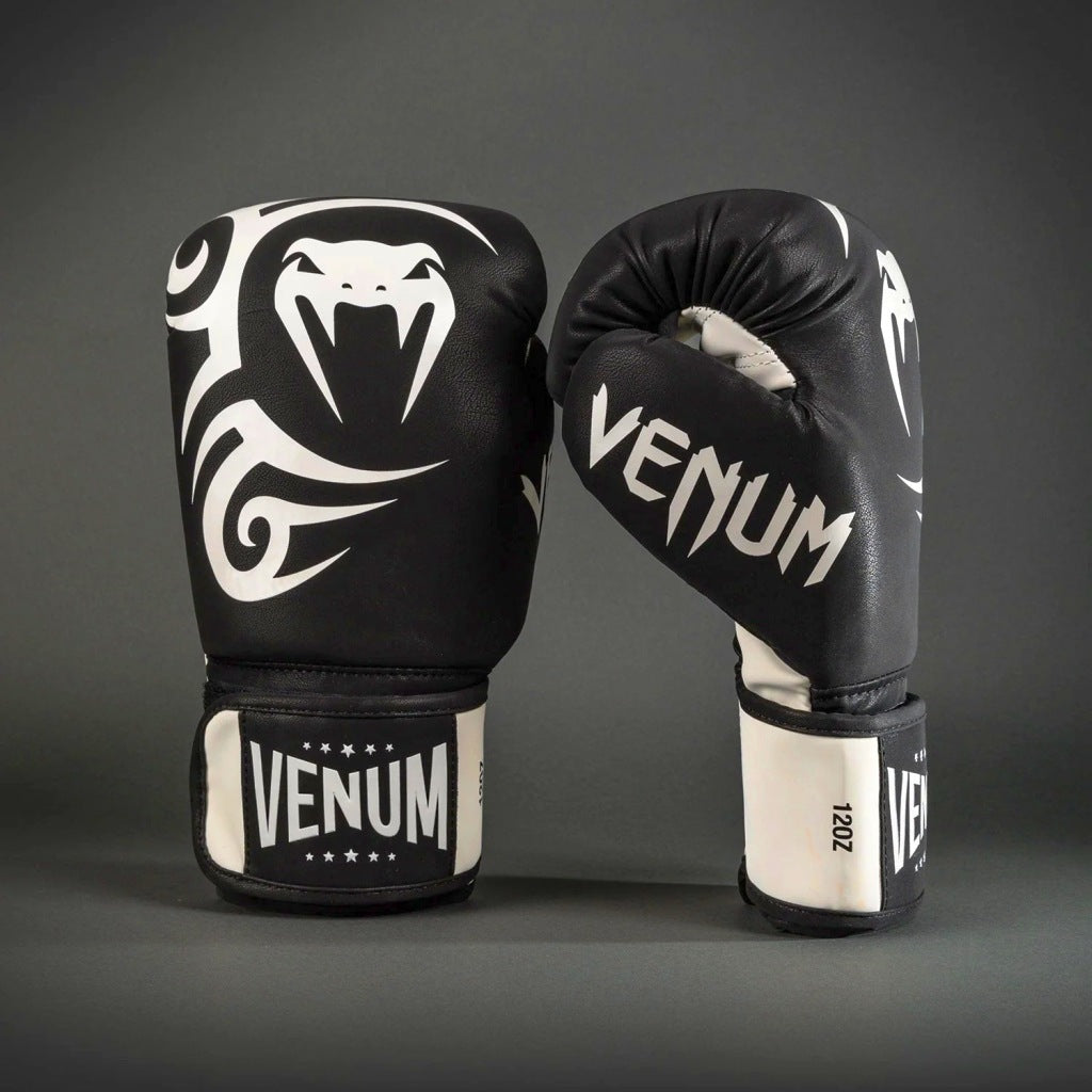 Venum Boxhandschuhe Mike Tyson Replica, schwarz-weiss