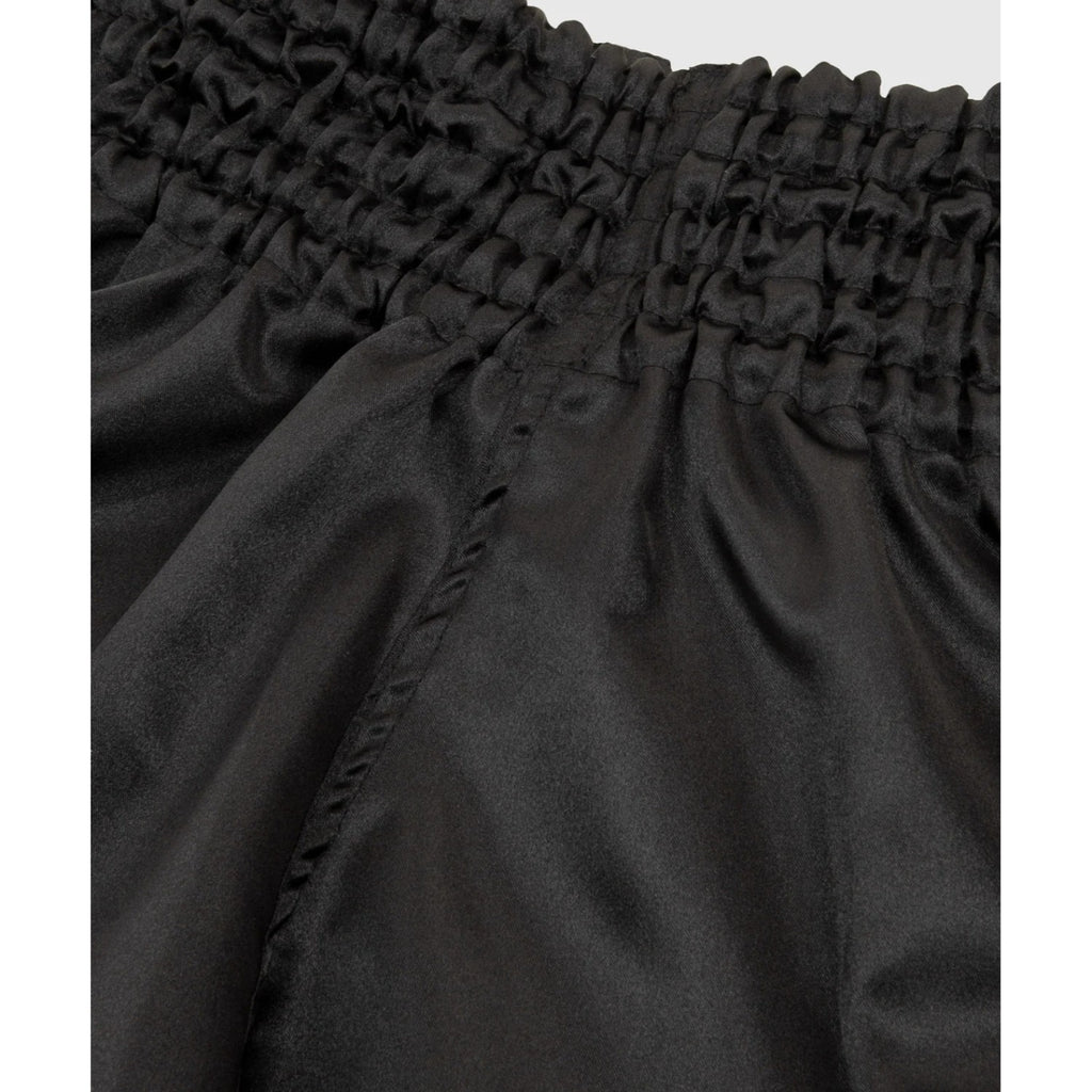 Venum Muay Thai Shorts Classic, schwarz-weiss