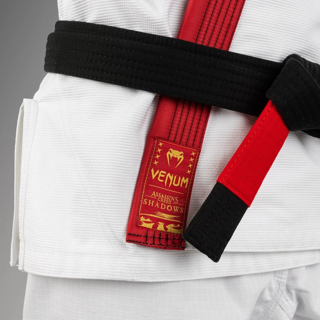 Venum BJJ Gi X Assassins Creed Shadows, weiss-rot