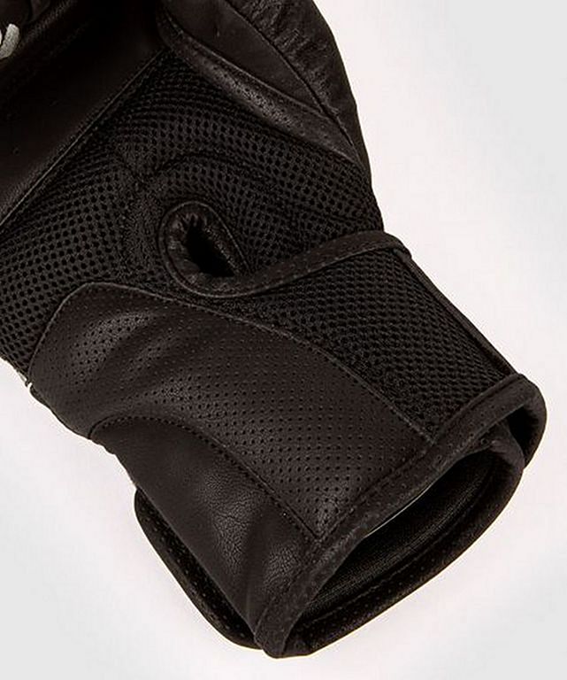 Venum Boxhandschuhe YKZ21, schwarz-schwarz