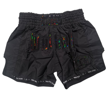 Wai Kru Muay Thai Shorts MT-8 Black Panther, schwarz-schwarz