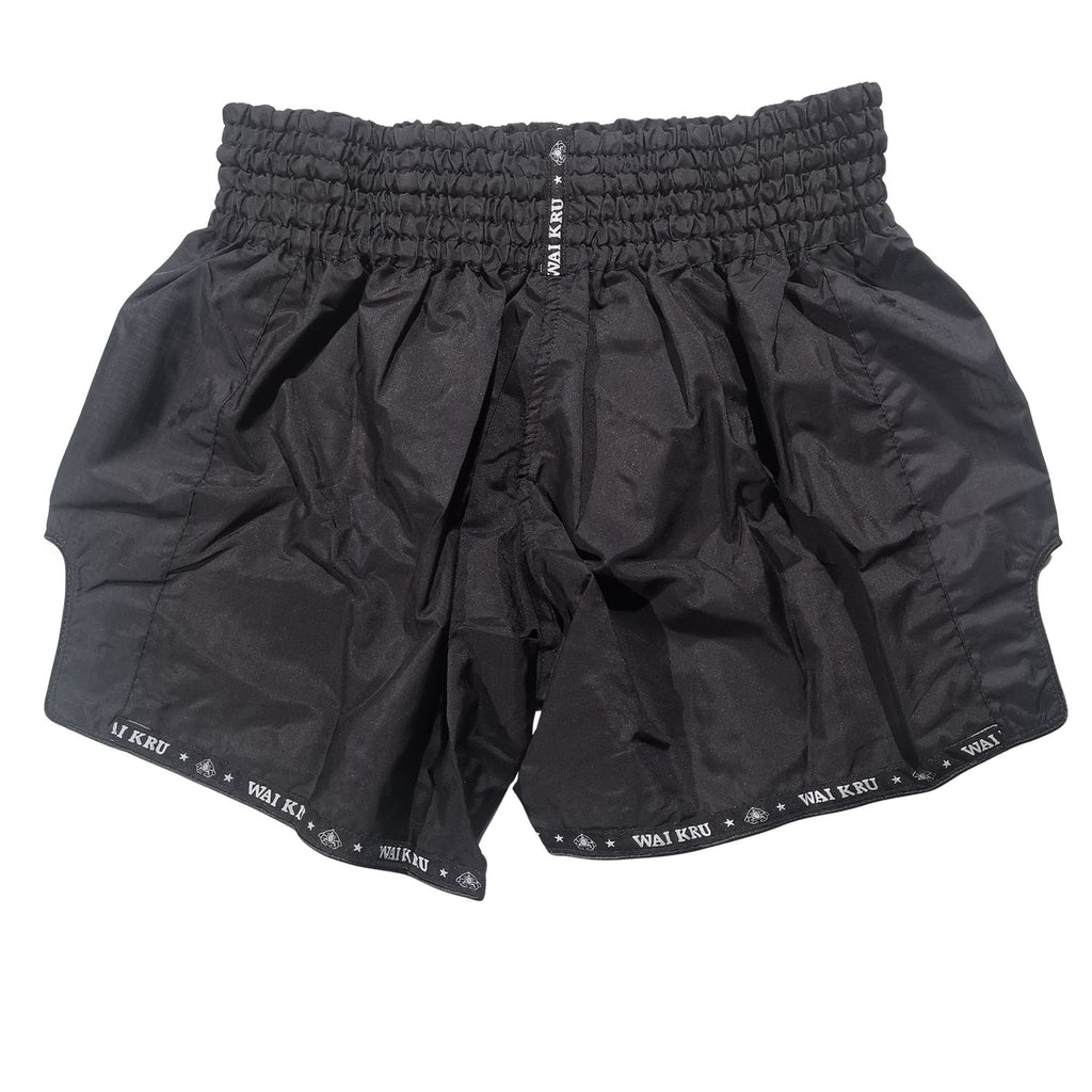 Wai Kru Muay Thai Shorts MT-8 Black Panther, schwarz-schwarz